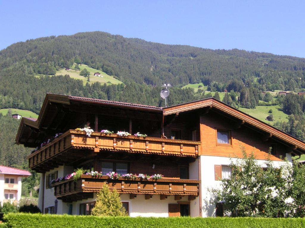 Komfort Appartements Talbach Hippach Exterior photo